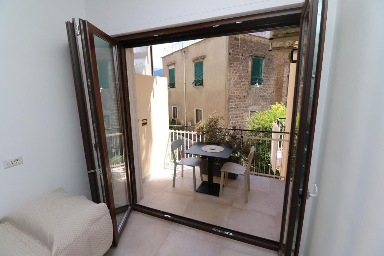Guest House Rione Cappuccini 圣安吉洛 外观 照片